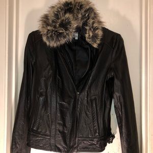 Pelle Studio Black Leather Jacket w/faux fur🖤